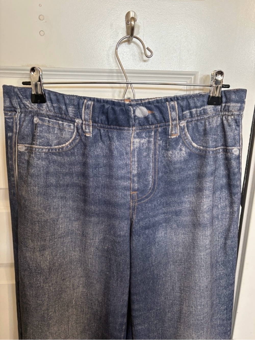 NWT Mila Rosabella Pull-On Jeans-Effect Pants in Faded Blue
